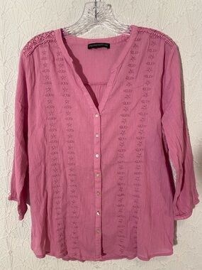 Preswick & Moore Pink Embroidered Button-Down Blouse